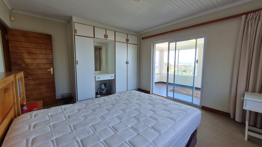 4 Bedroom Property for Sale in Linkside Western Cape